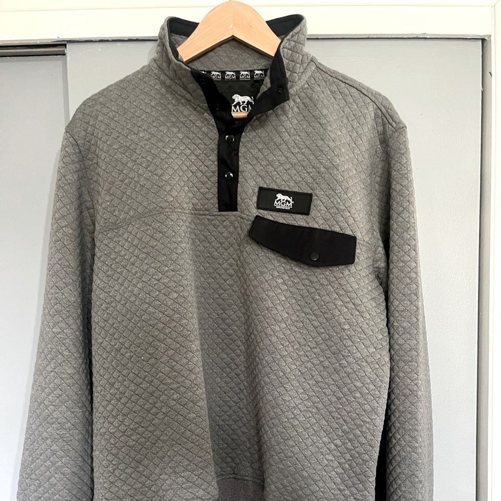 MGM Springfield Casino Button Up Fleece Size Large